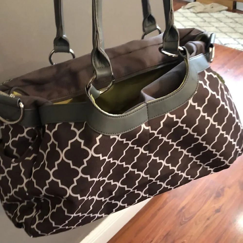 JJ Cole Gray and white Quattro foil diaper bag.